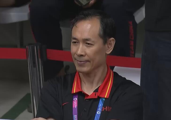 集结日欧篮联传出新动向，上海久事单刀错失，管理层表态——媒体盛赞，阵容厚度经受考验的简单介绍